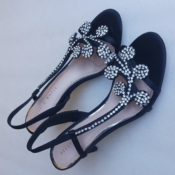 KELLY + KATE GORGEOUS Elegant Black Slingback Heels - Picture 2 of 5